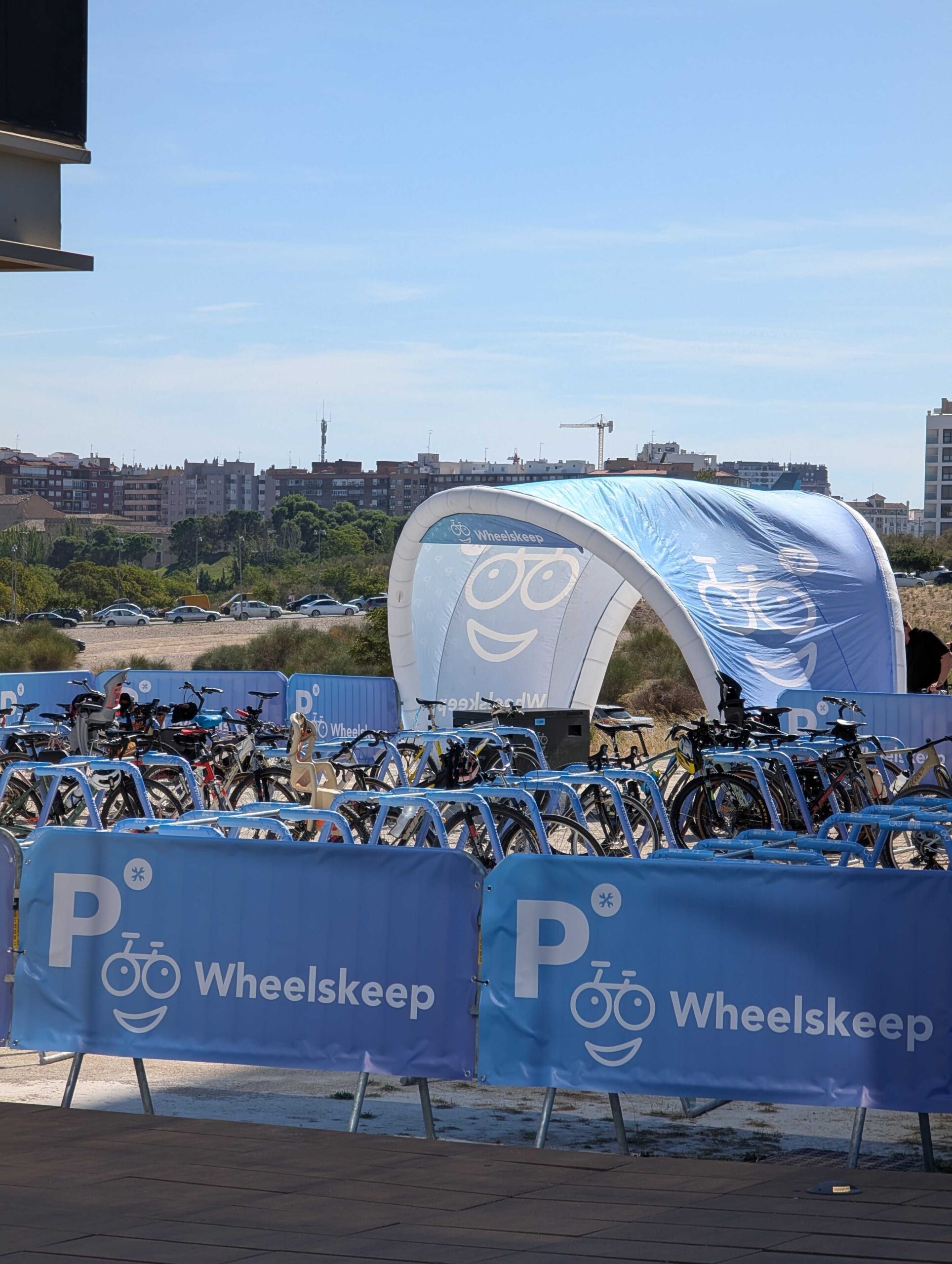 Como chegar de bicicleta ao PedalSpain em Etopia, Zaragoza e onde estacionar a sua bicicleta em segurança